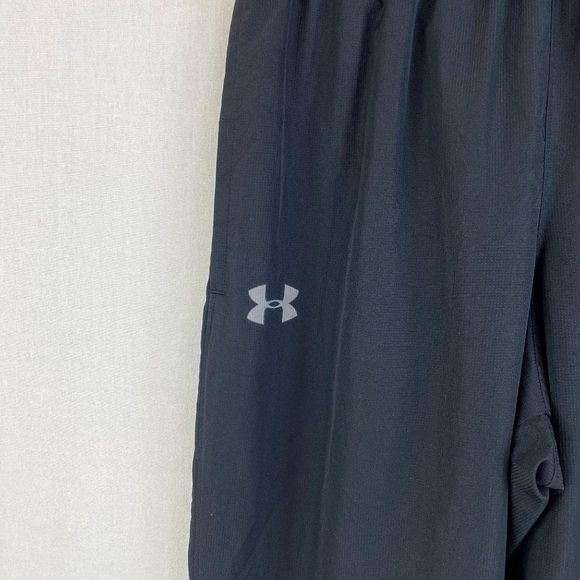 UNDER ARMOUR Track Pant - Picture 5 of 5